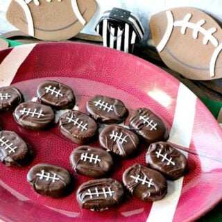 Peanut Butter & Jelly Chocolate Covered Football Crackers - kudoskitchenbyrenee.com
