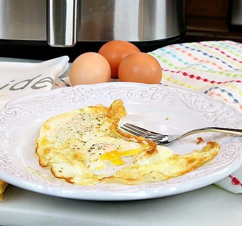 Air Fryer Fried Eggs 