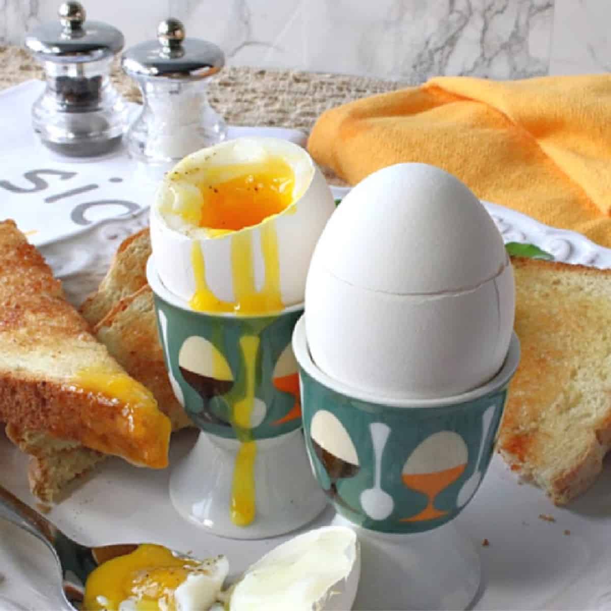 How To Make Air Fryer Soft Boiled Eggs - Kudos Kitchen by Renee