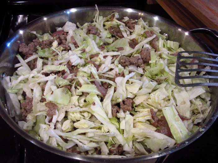 Low-Calorie Ground Pork and Cabbage Skillet - Kudos Kitchen