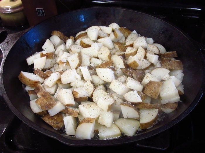 Cast Iron Skillet Loads Mashed Potato Recipe by Chris (NeganTWD) - Cookpad