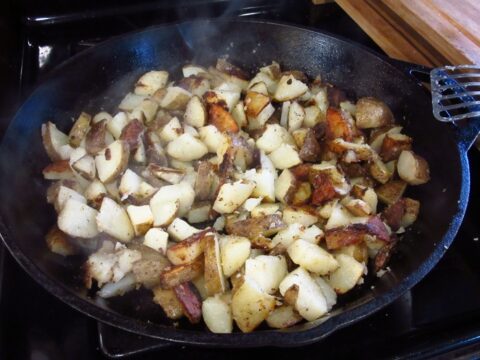 Loaded Skillet Potatoes Recipe - Kudos Kitchen by Renee