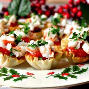 Shrimp Cocktail Appetizer Bites on a festive plate.